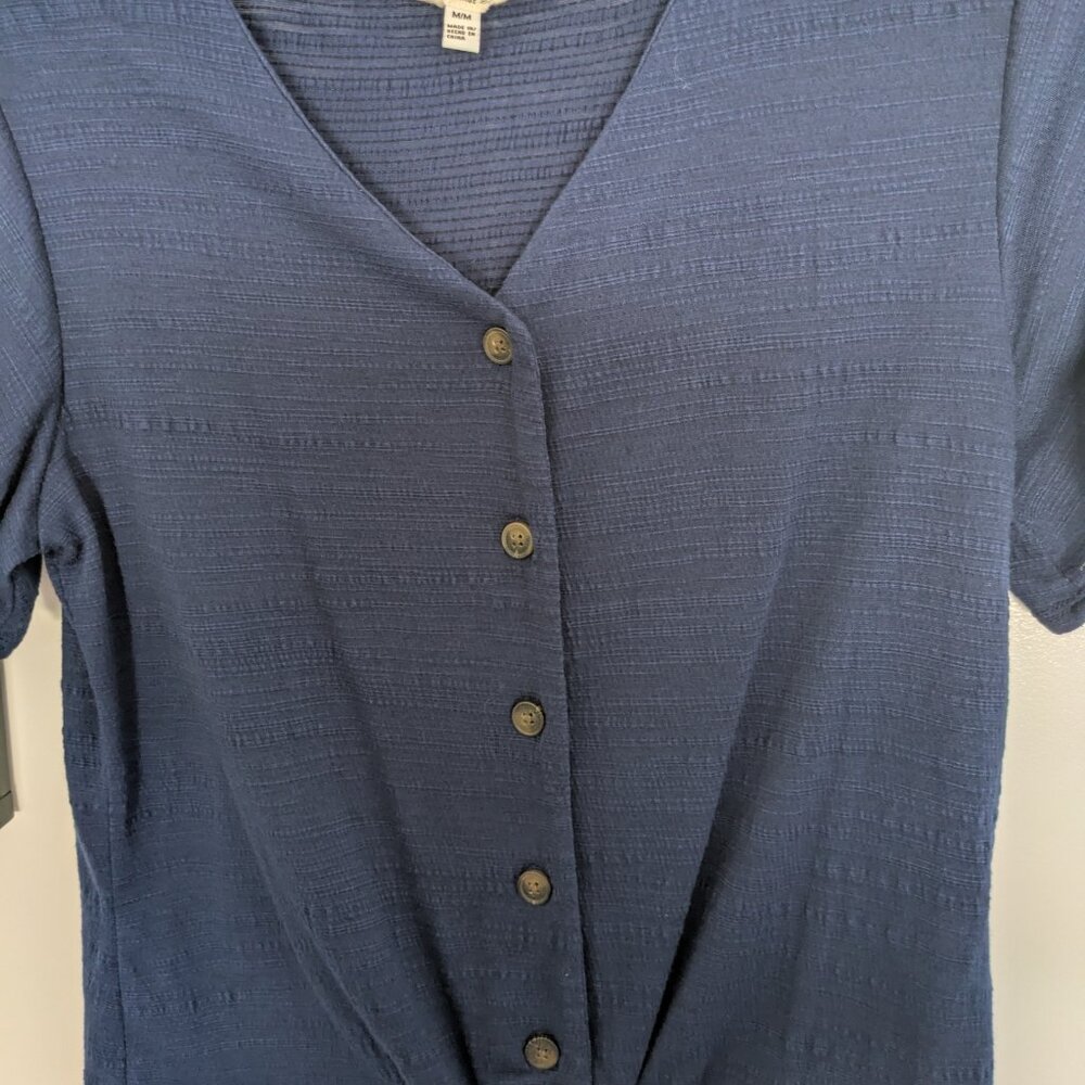 Weatherproof vintage tie front shirt - Picture 2 of 5
